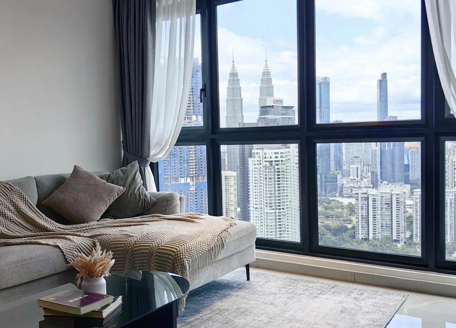 Trx Agile Bukit Bintang Superior 8Pax Family Suites contacts